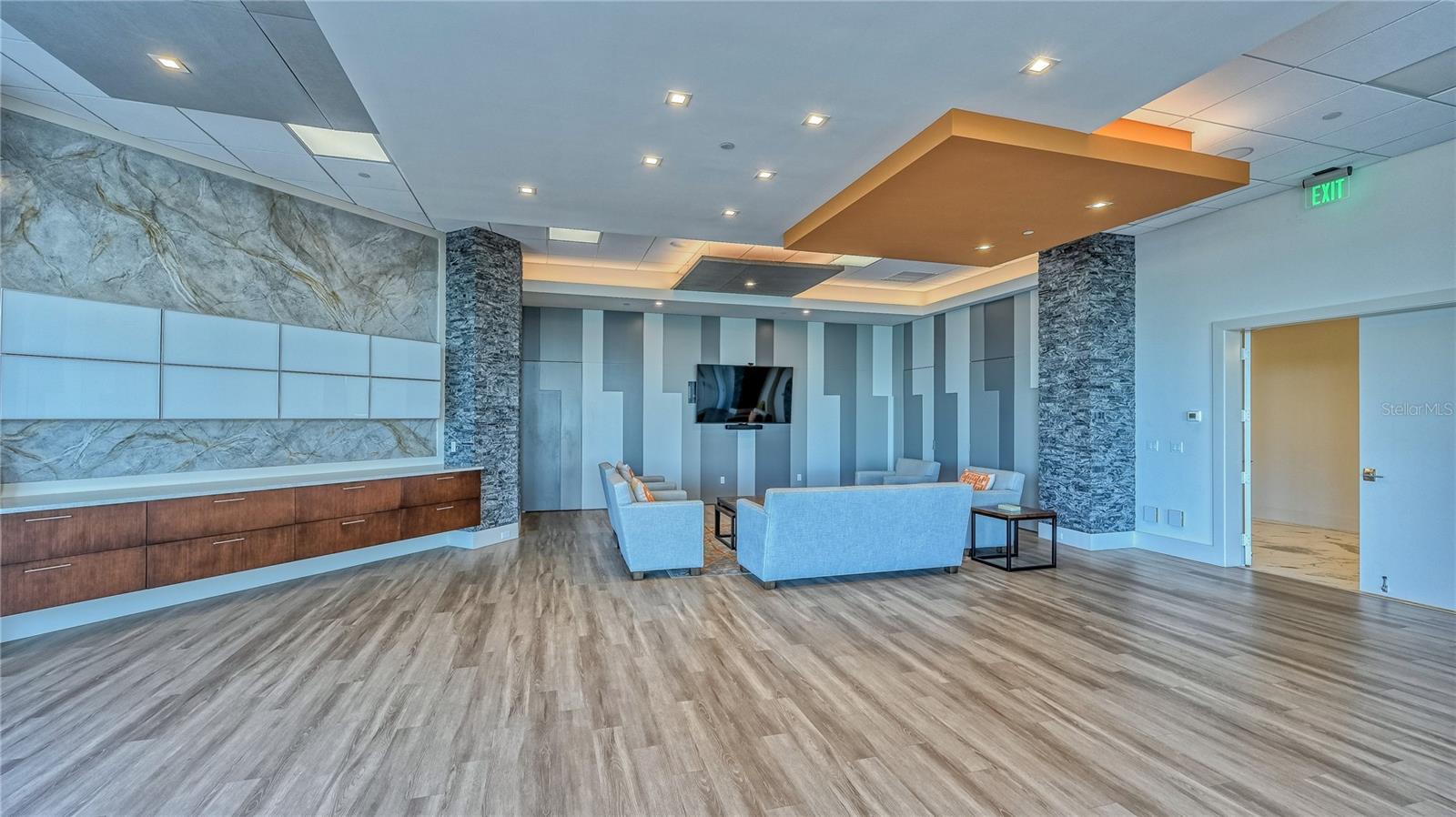 1211 GULF OF MEXICO DR #704