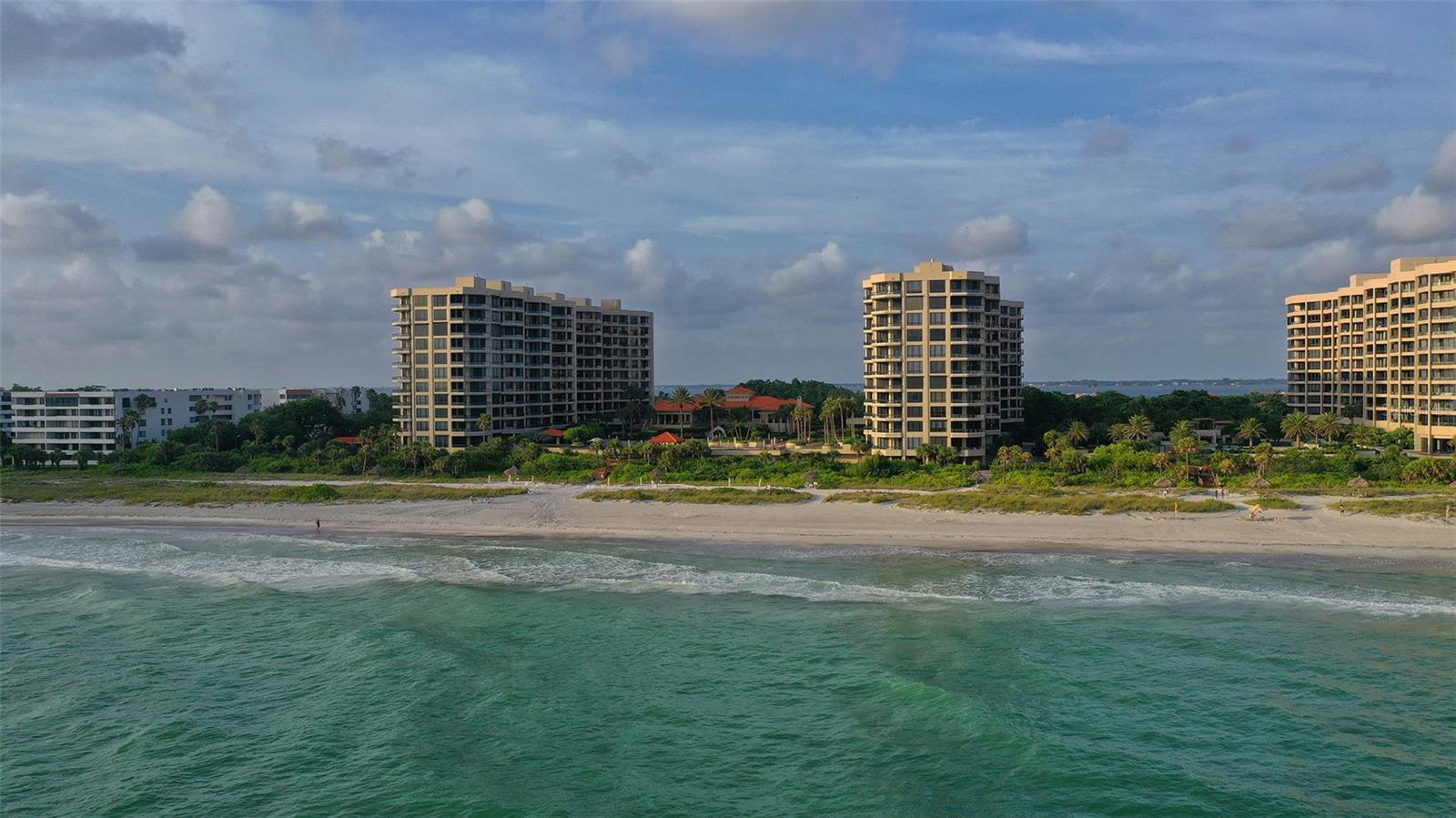 1241 GULF OF MEXICO DR #105