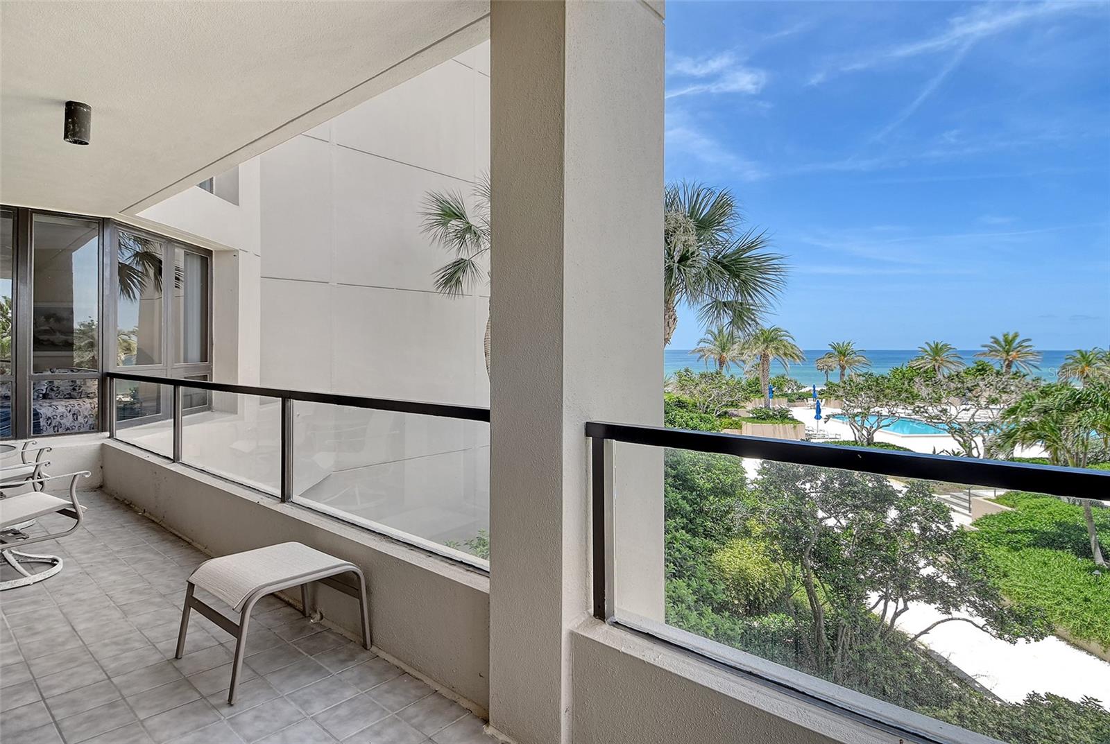 1211 GULF OF MEXICO DR #105