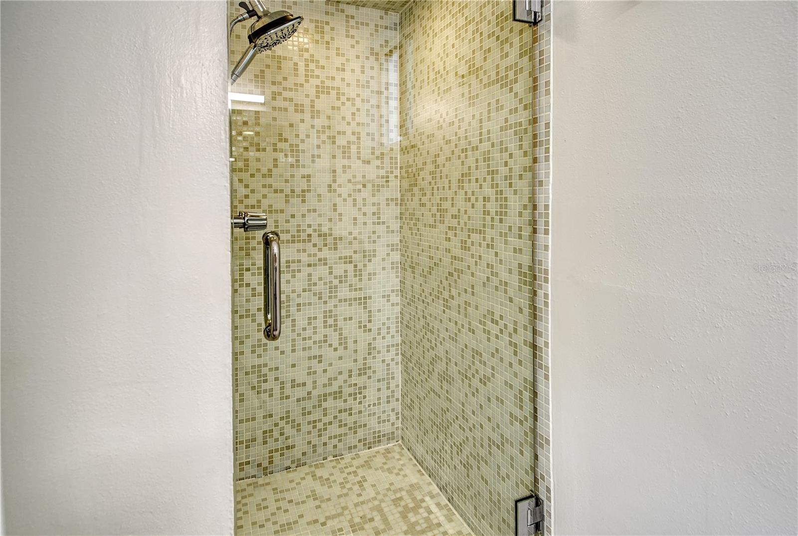 660 GOLDEN GATE PT #32