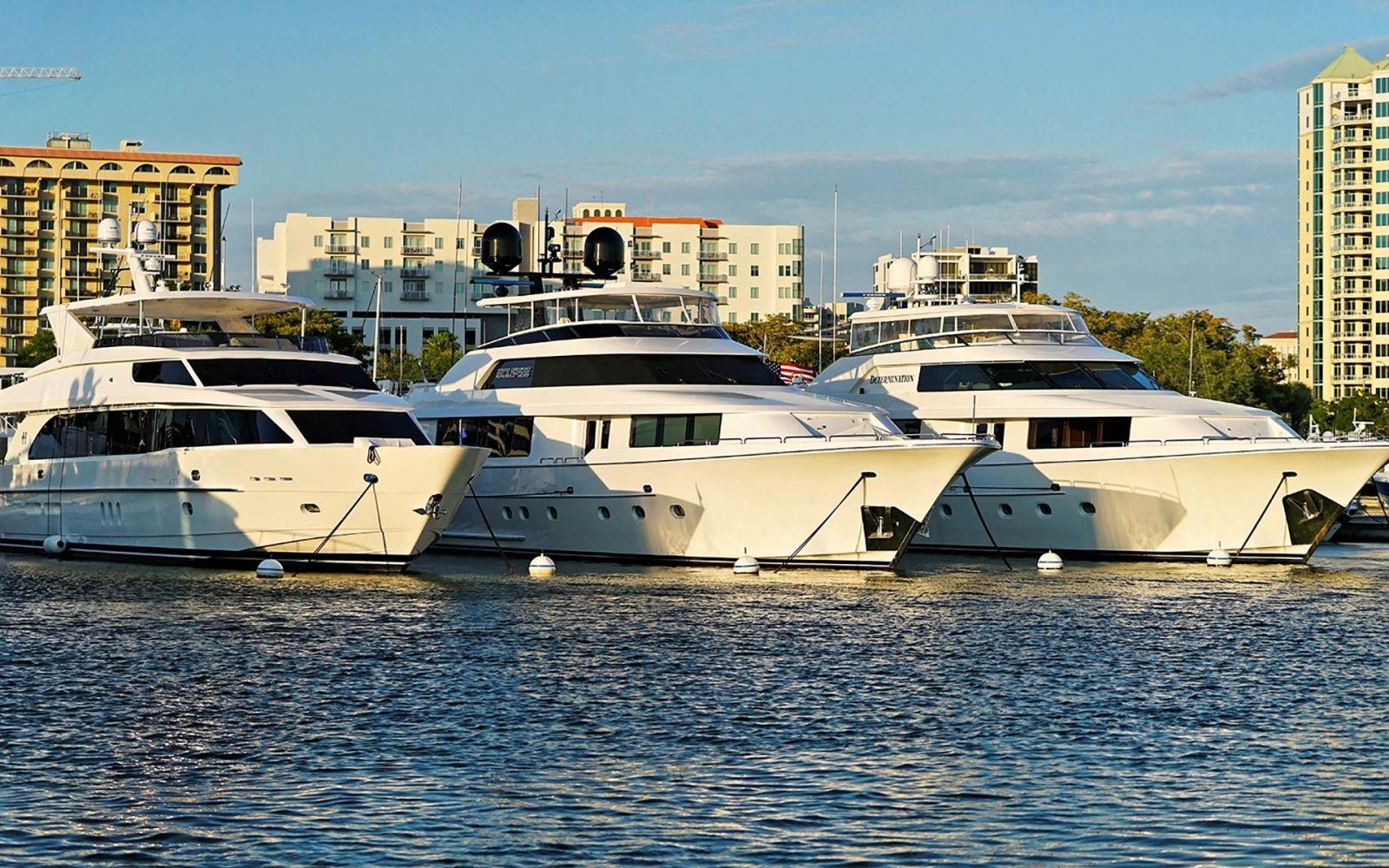 660 GOLDEN GATE PT #32