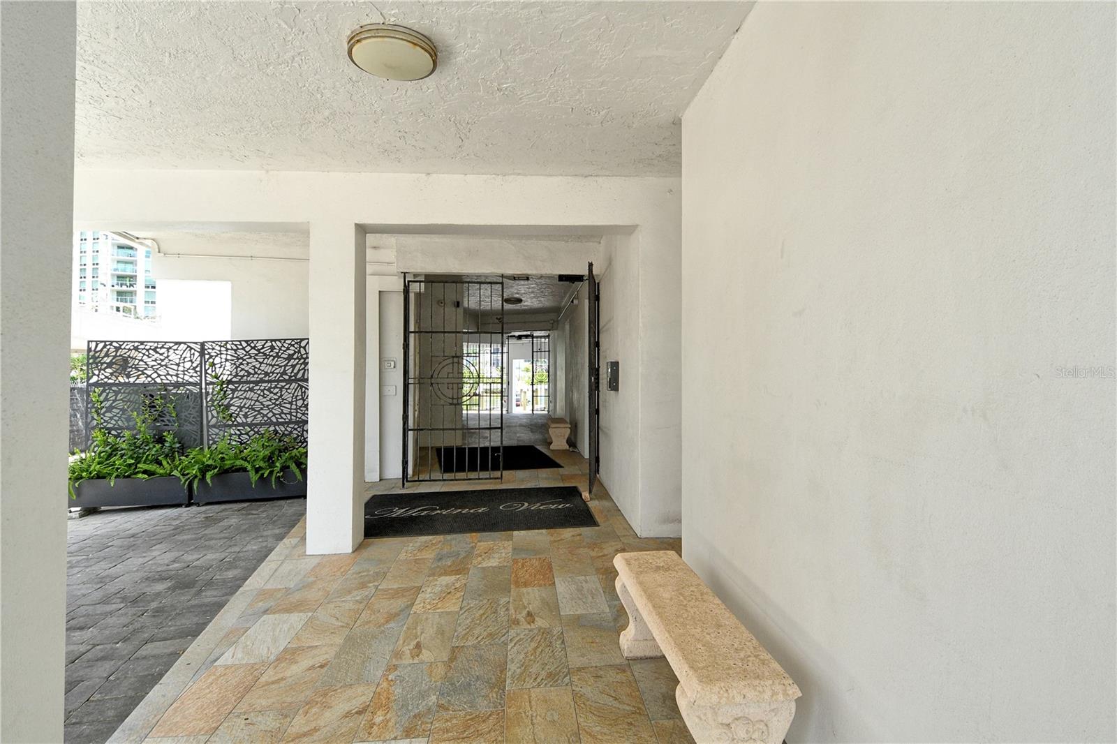 660 GOLDEN GATE PT #32