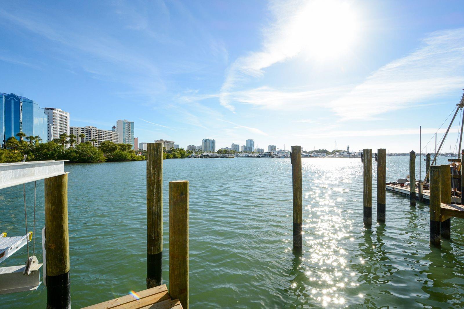 660 GOLDEN GATE PT #32