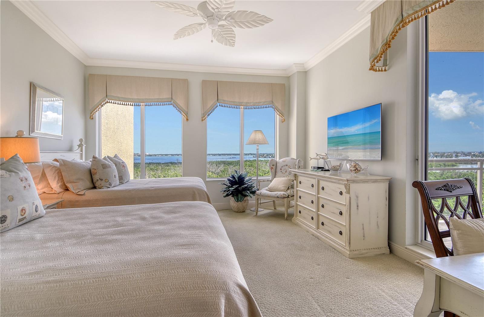 1300 BENJAMIN FRANKLIN DR #709