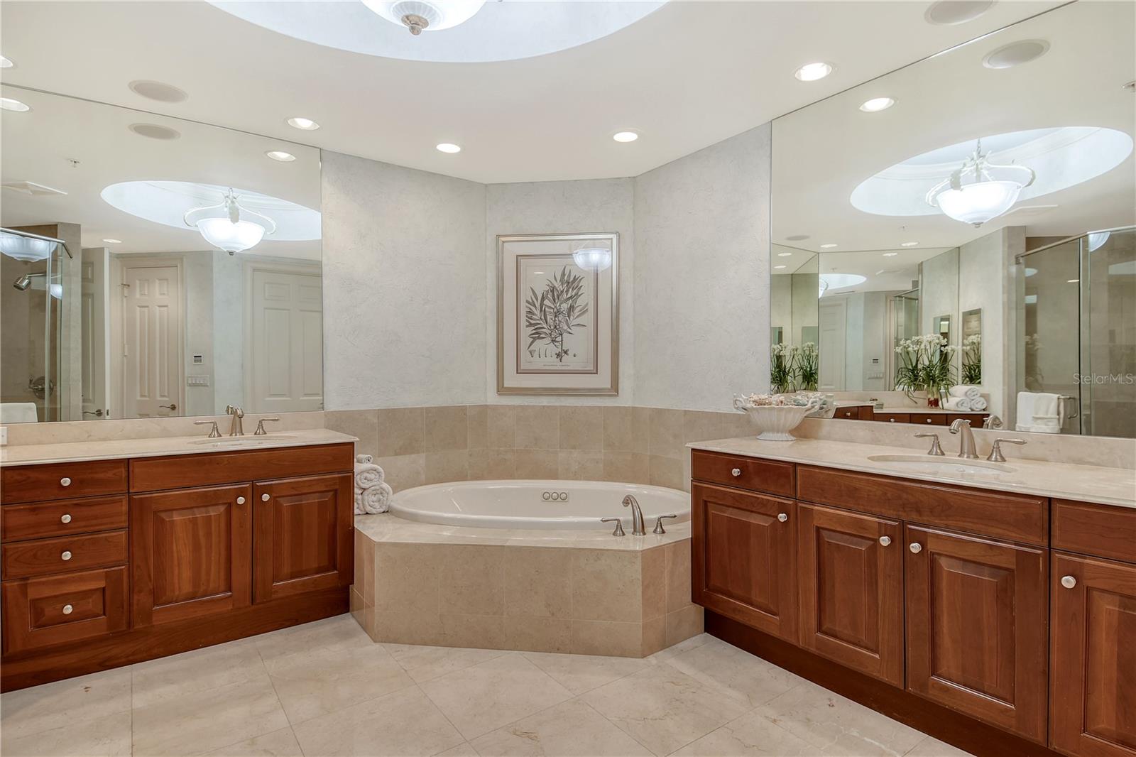 1300 BENJAMIN FRANKLIN DR #709