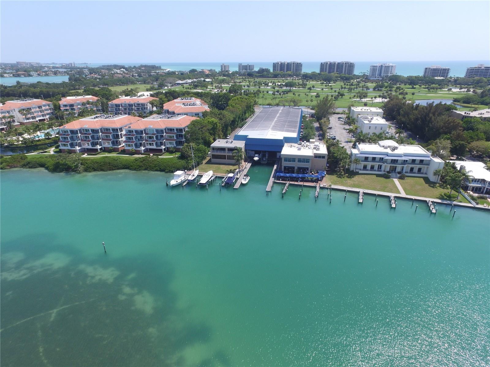 350 GULF OF MEXICO DR #211