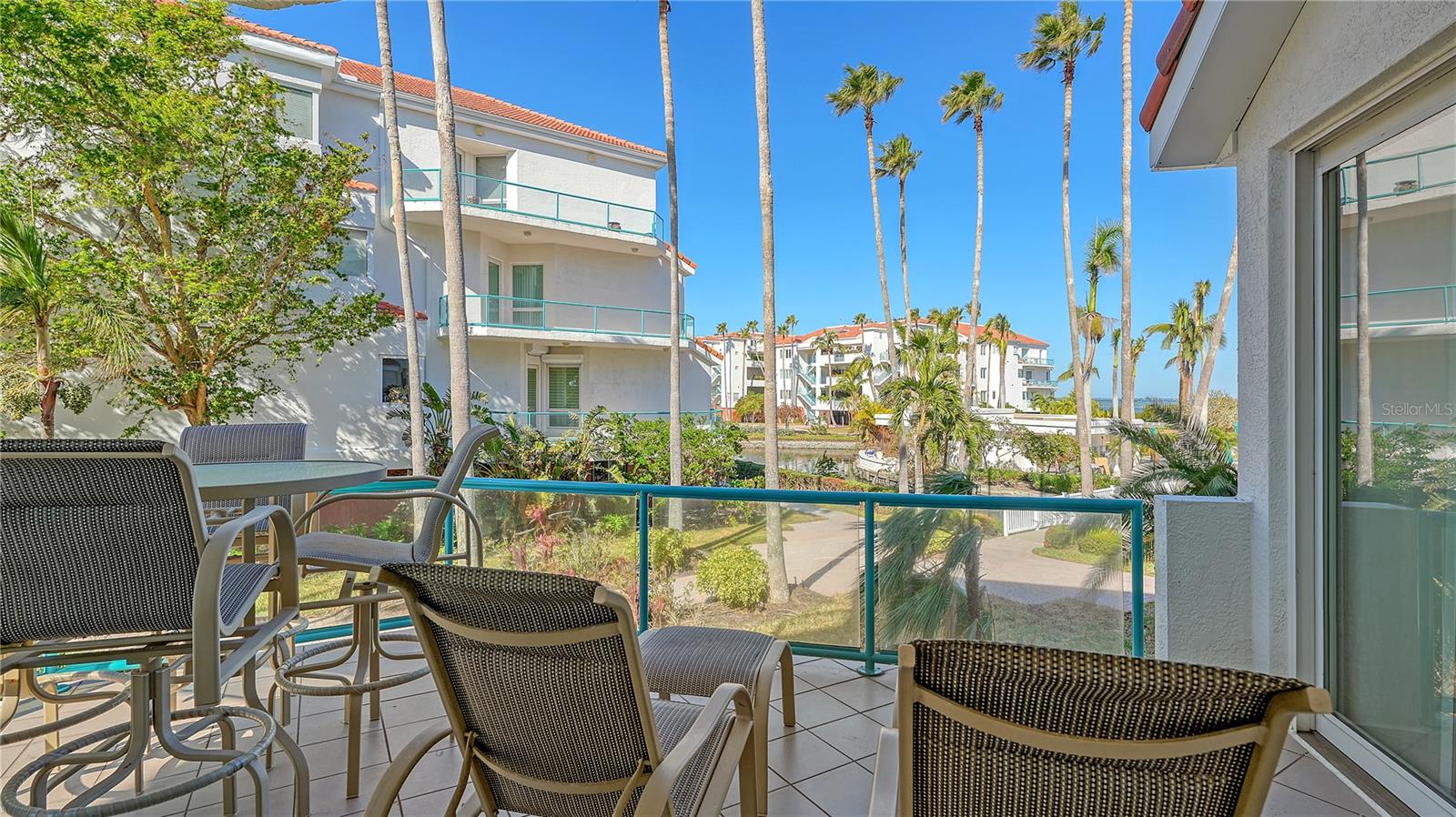 350 GULF OF MEXICO DR #211