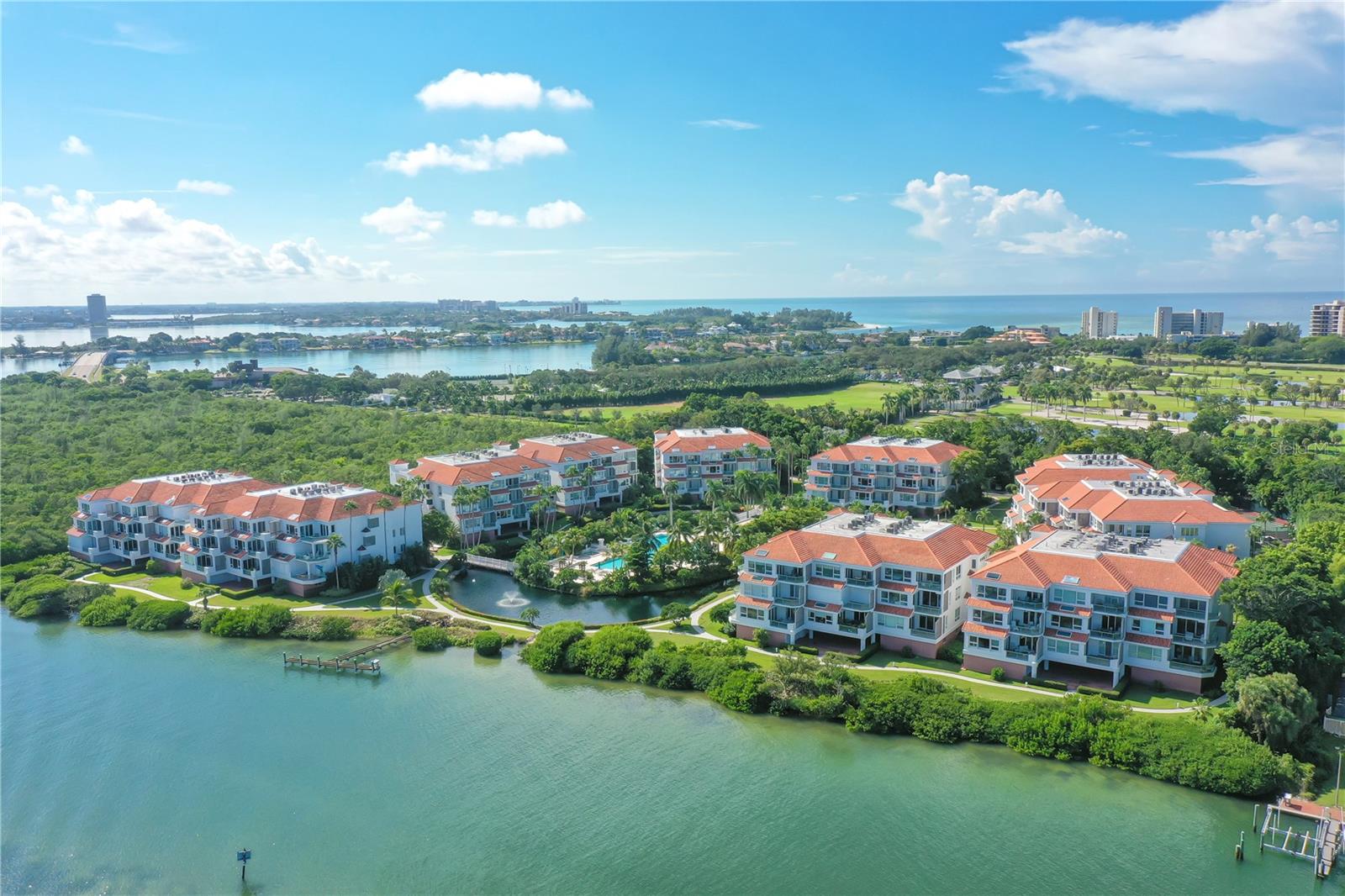 350 GULF OF MEXICO DR #211