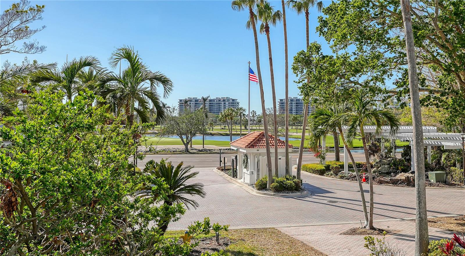 350 GULF OF MEXICO DR #211