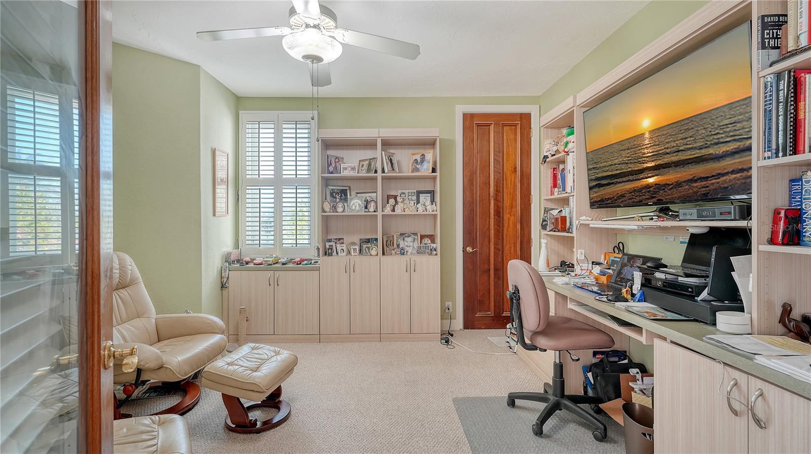 350 GULF OF MEXICO DR #211