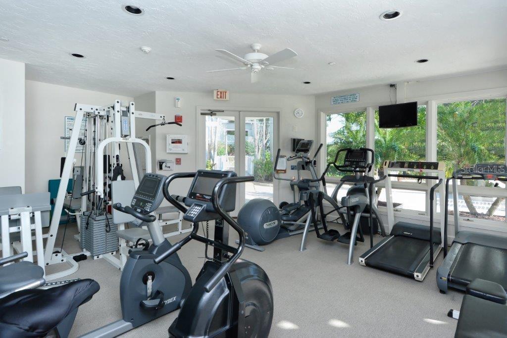 350 GULF OF MEXICO DR #211