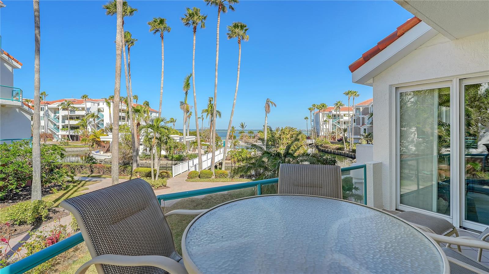 350 GULF OF MEXICO DR #211