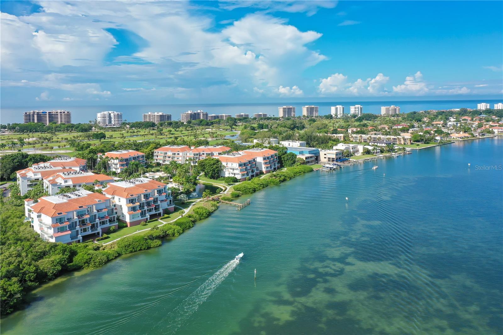 350 GULF OF MEXICO DR #211