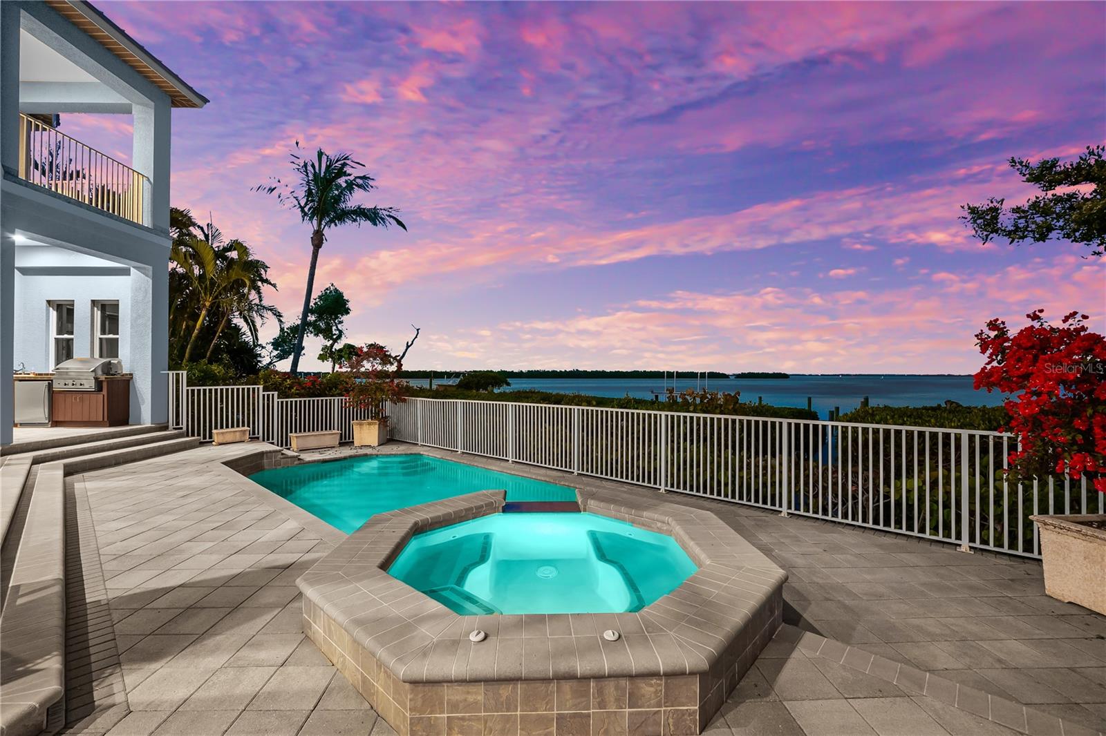 757 HIDEAWAY BAY DR