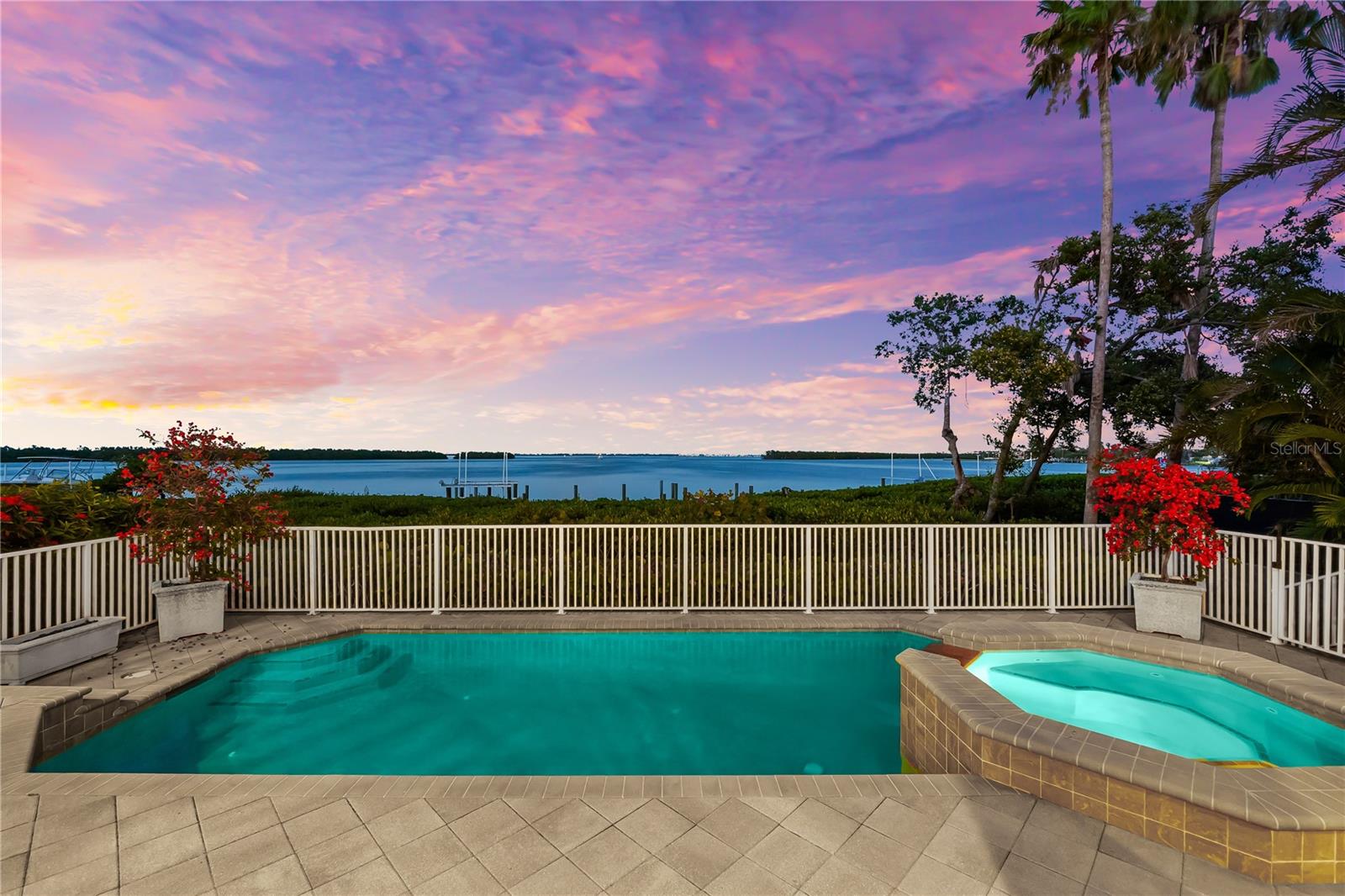 757 HIDEAWAY BAY DR