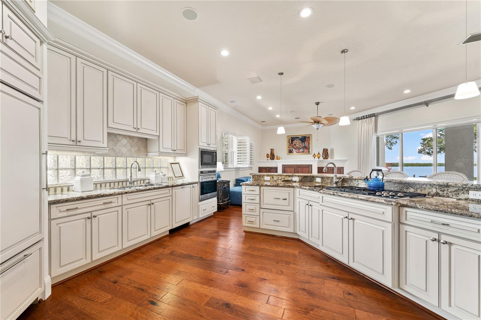 757 HIDEAWAY BAY DR