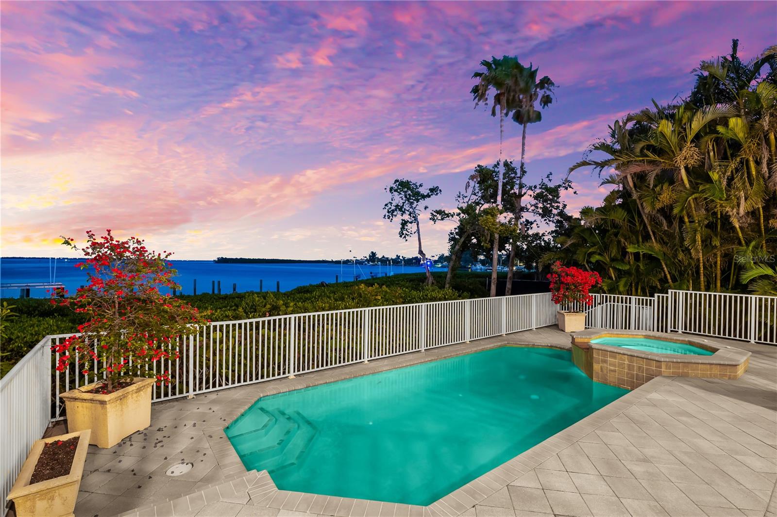 757 HIDEAWAY BAY DR