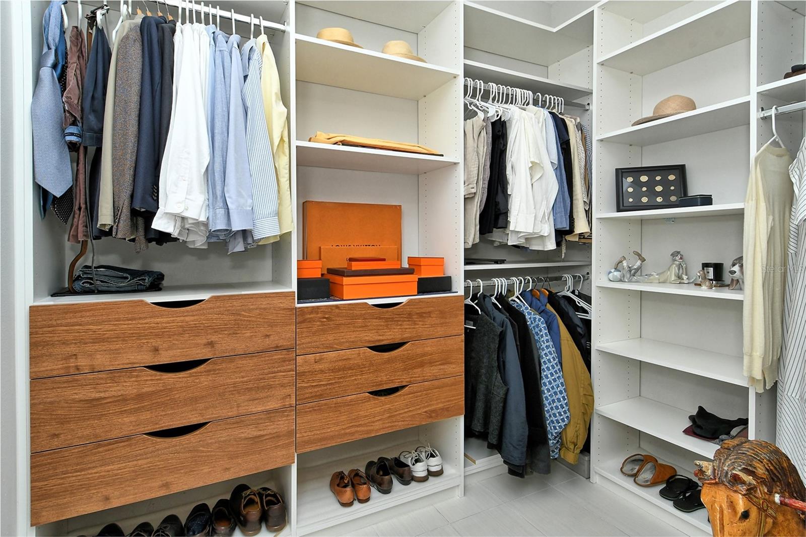 7744 SANDHILL LAKE DR