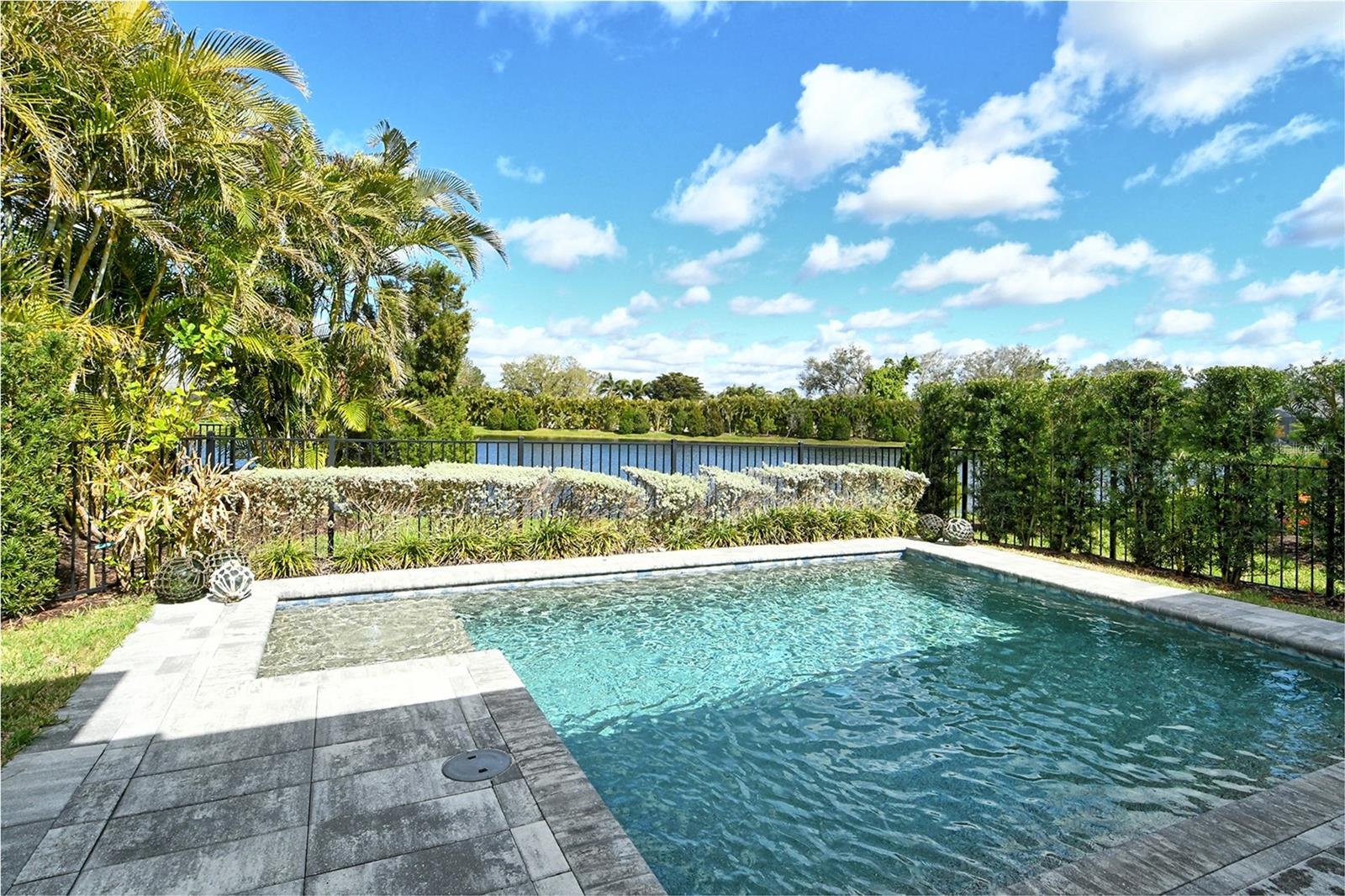 7744 SANDHILL LAKE DR