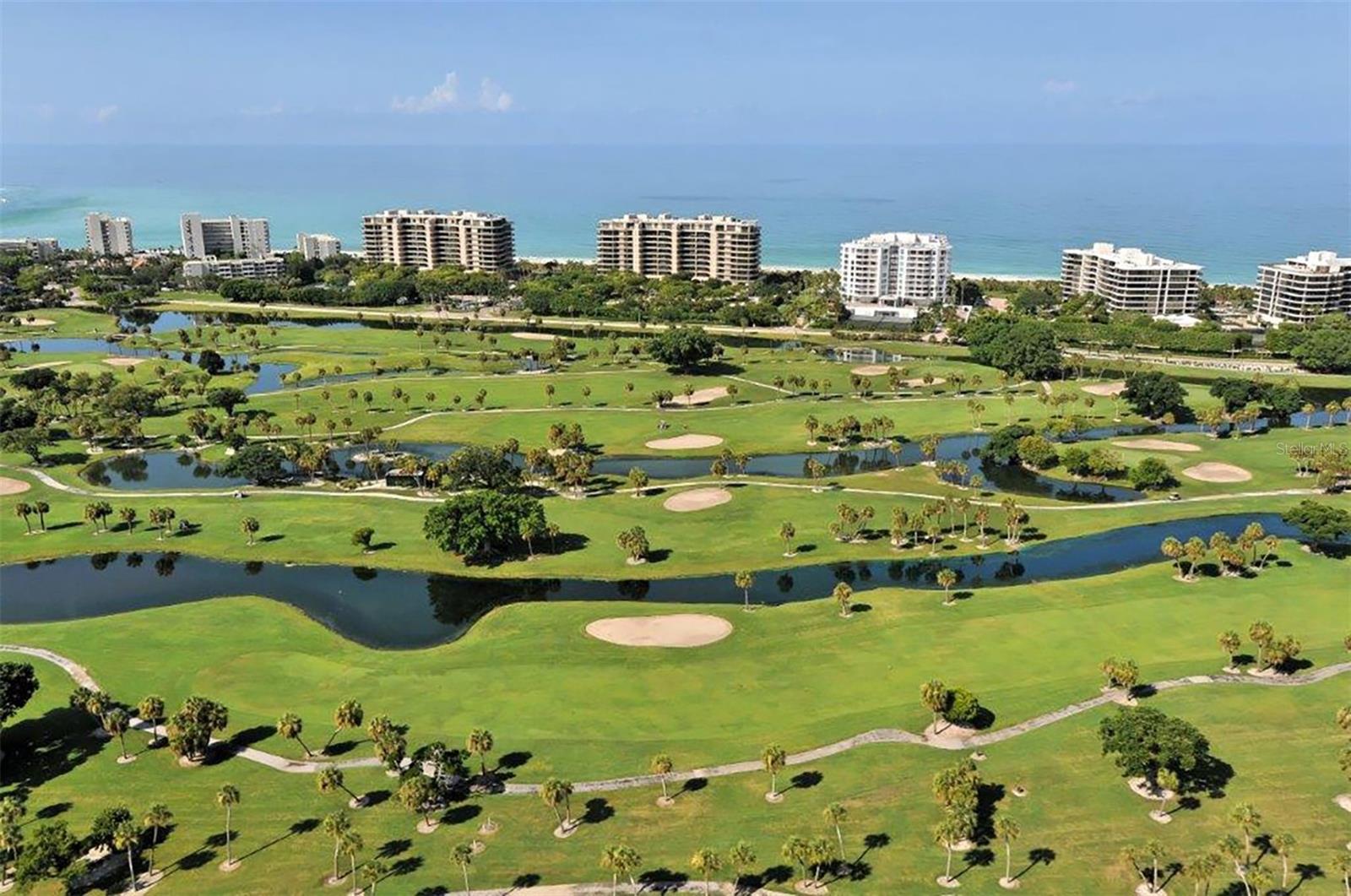 415 L AMBIANCE DR #B202