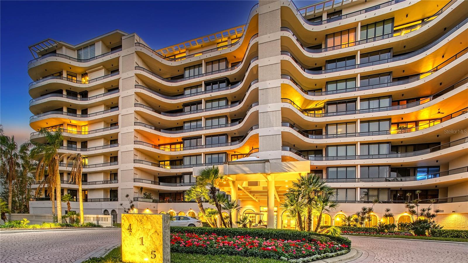 415 L AMBIANCE DR #A801