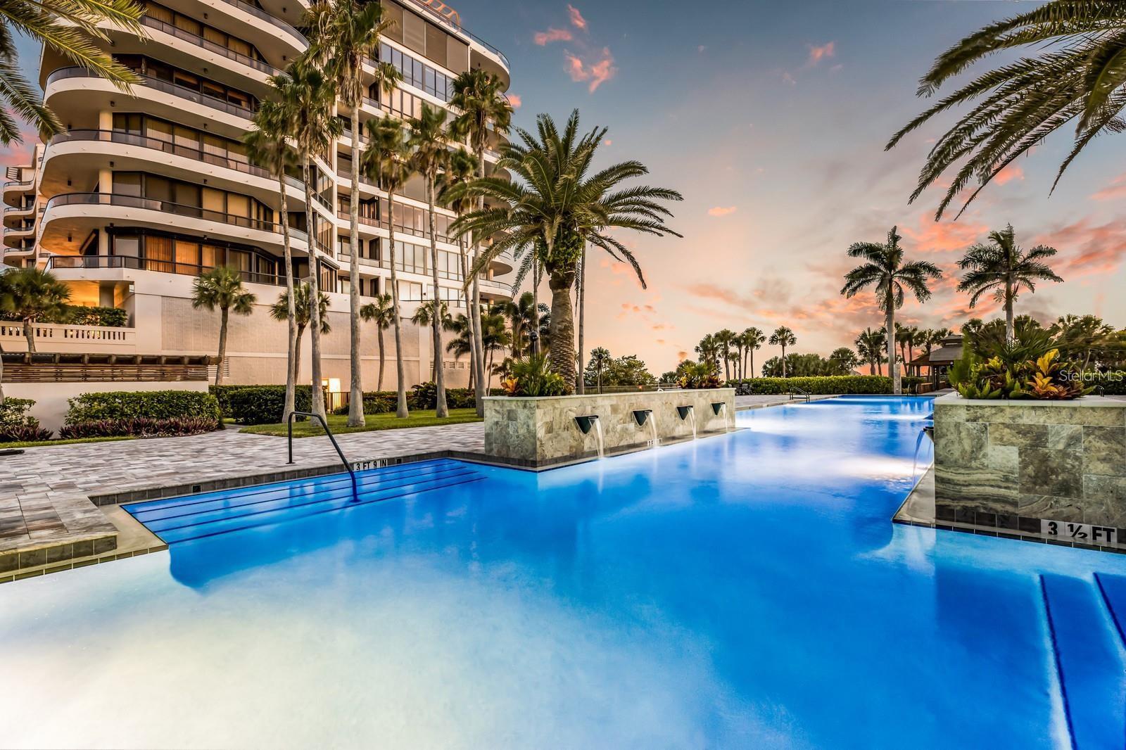 415 L AMBIANCE DR #A801