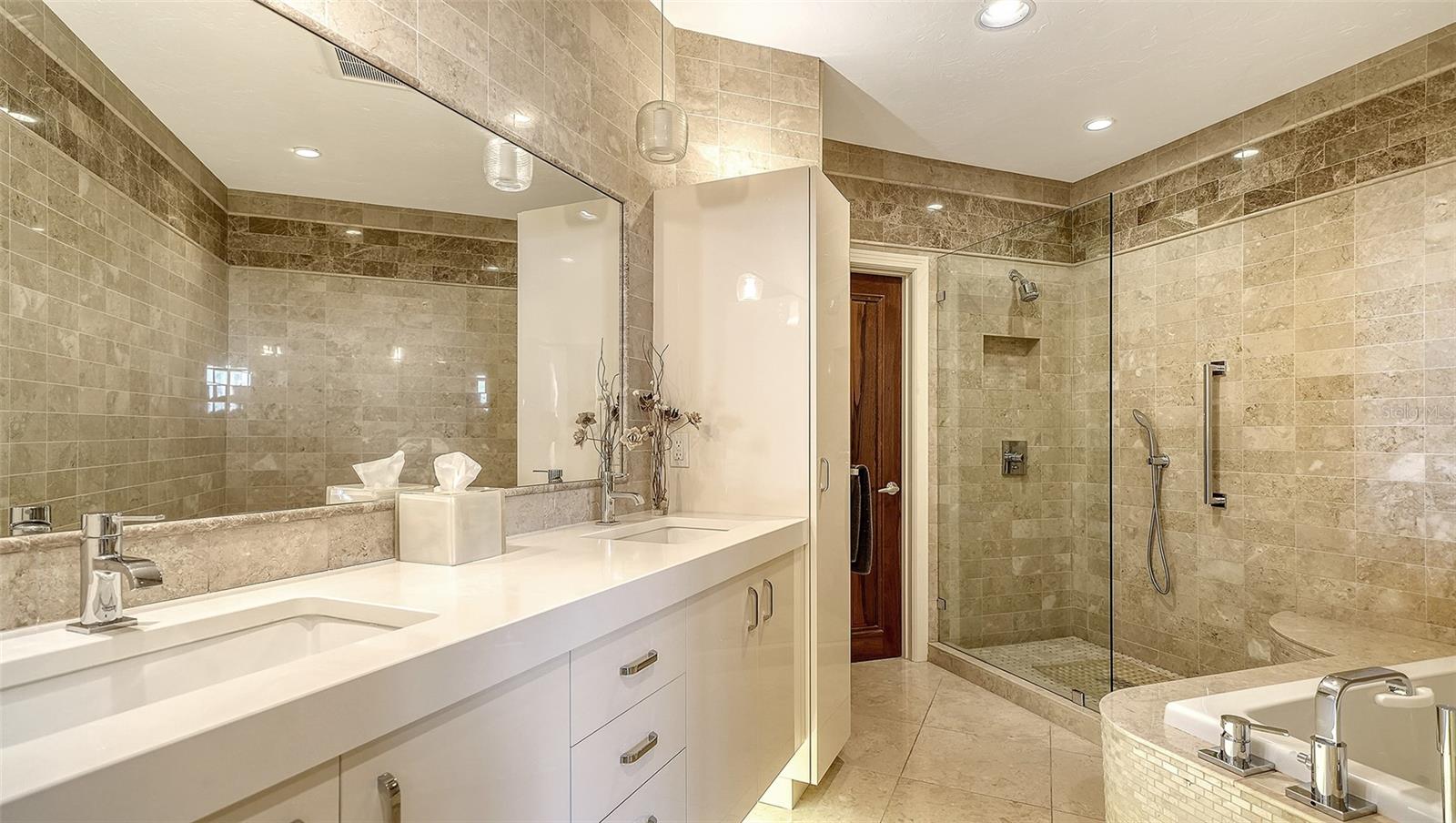 340 GULF OF MEXICO DR #126