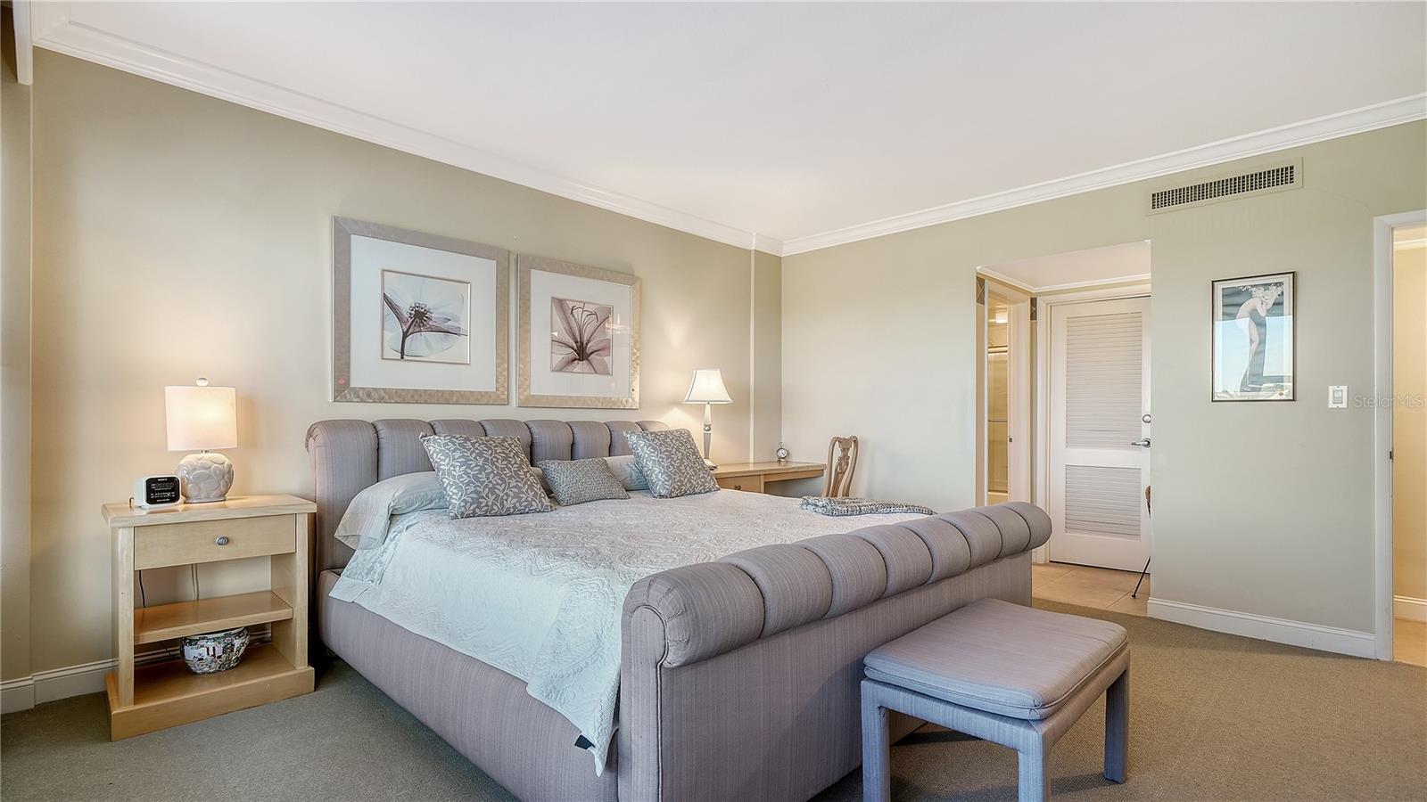 603 LONGBOAT CLUB RD #402N