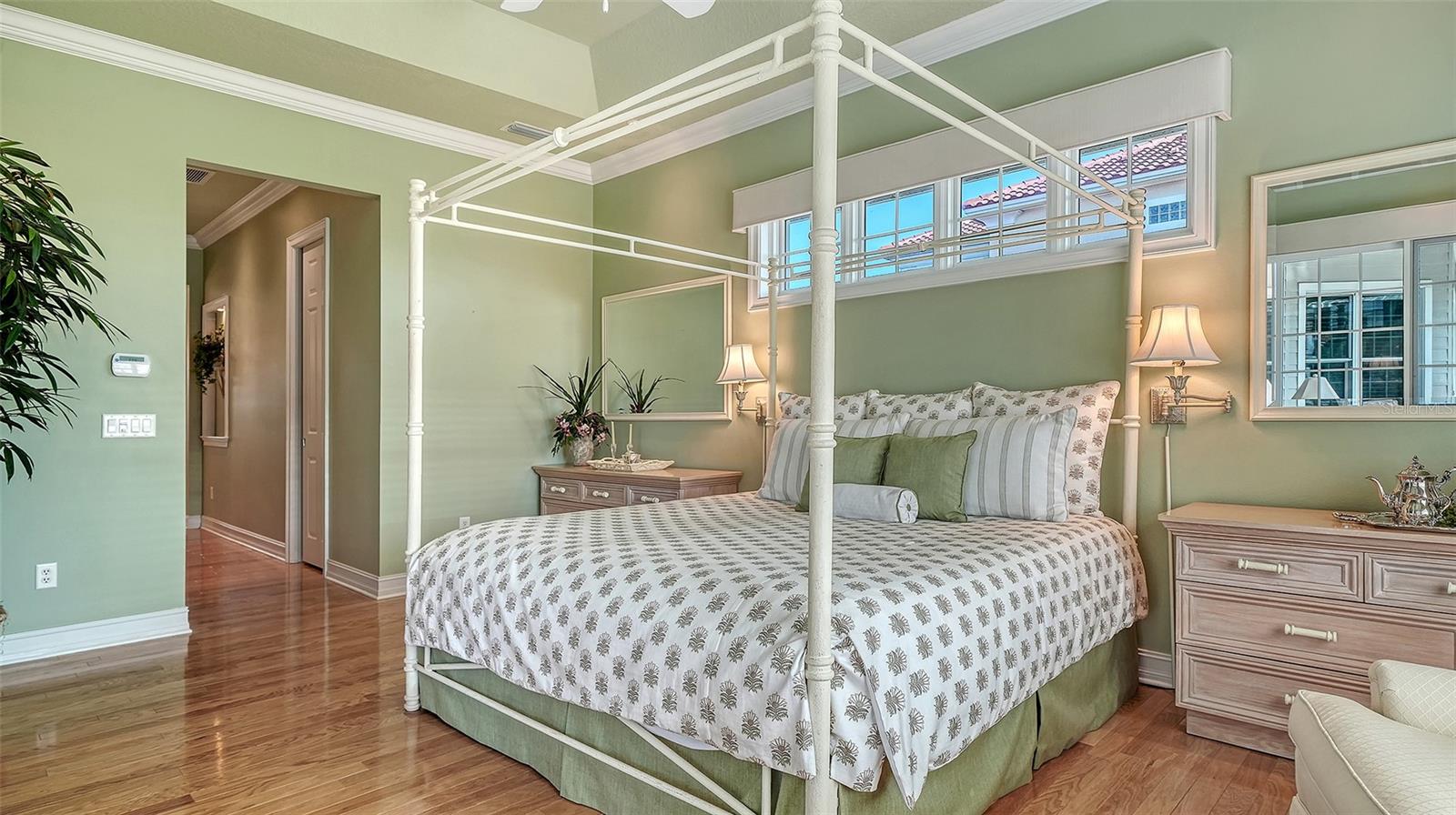 6473 GULF OF MEXICO DR