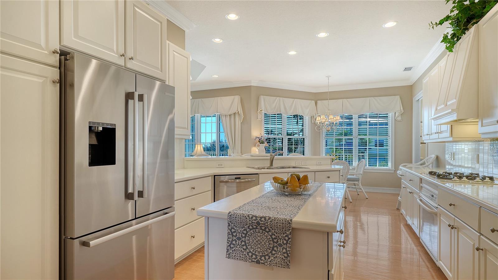 6473 GULF OF MEXICO DR