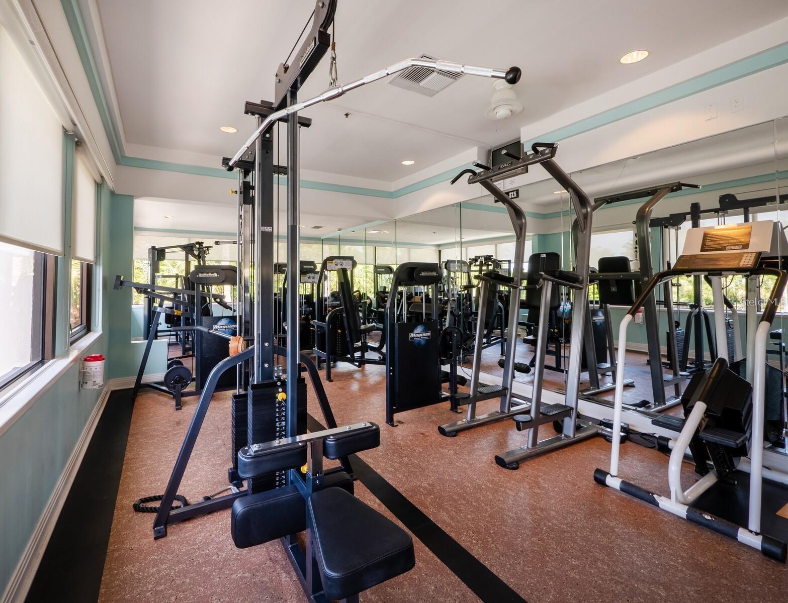 545 SANCTUARY DR #B506