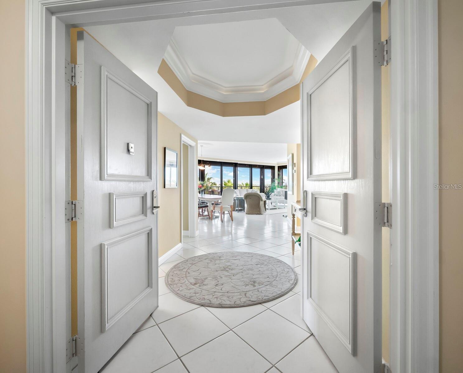 545 SANCTUARY DR #B506