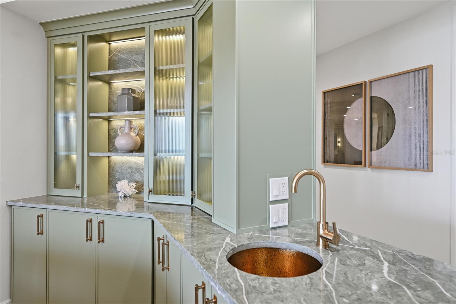 1300 BENJAMIN FRANKLIN DR #809