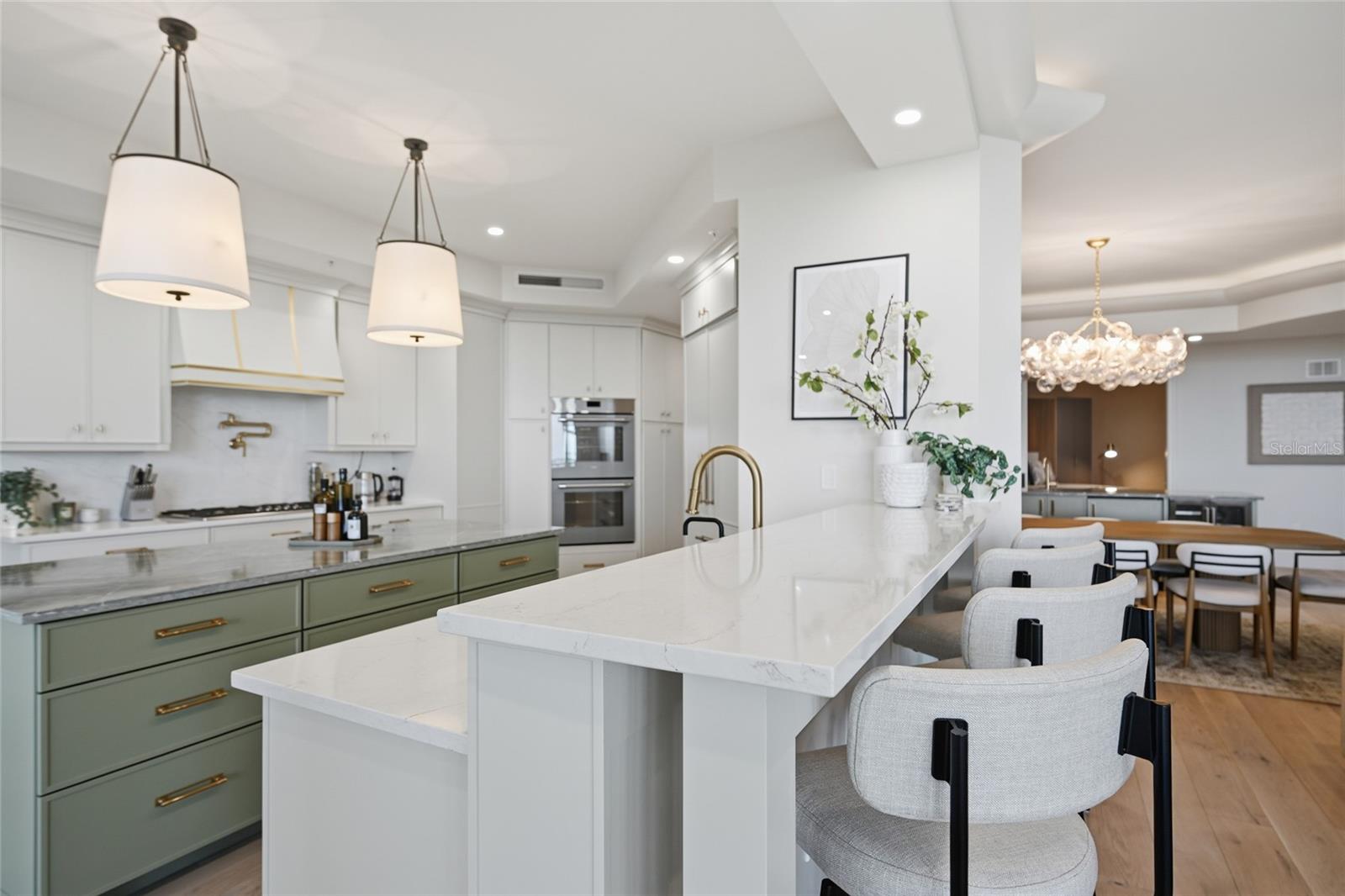 1300 BENJAMIN FRANKLIN DR #809