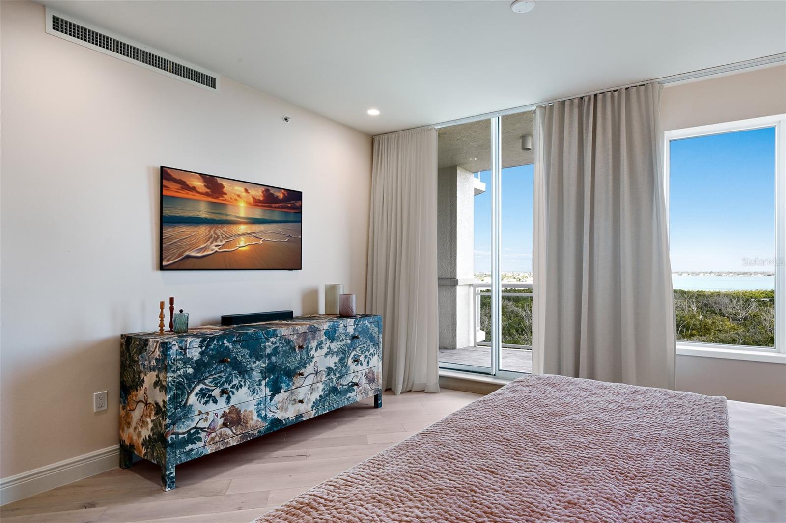 1300 BENJAMIN FRANKLIN DR #809