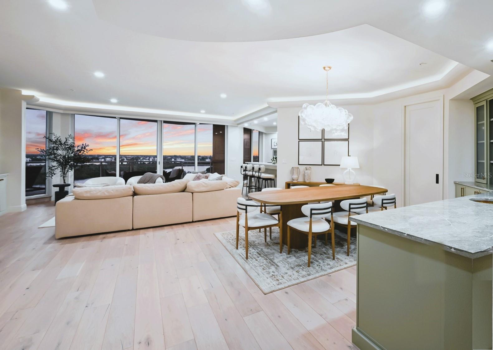 1300 BENJAMIN FRANKLIN DR #809