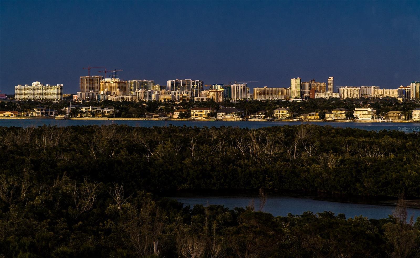 1750 BENJAMIN FRANKLIN DR #10G