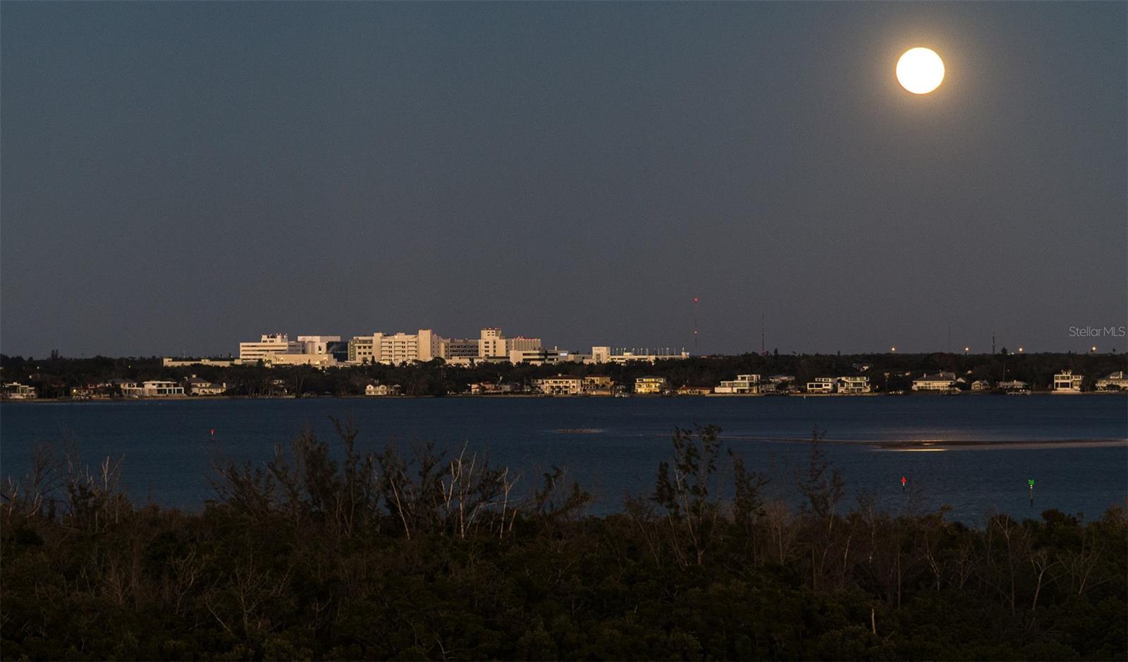 1750 BENJAMIN FRANKLIN DR #10G