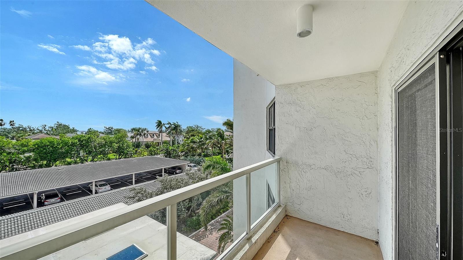 1000 LONGBOAT CLUB RD #403