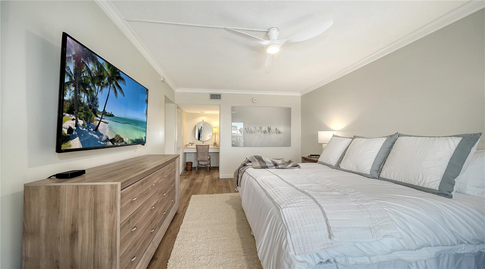 1000 LONGBOAT CLUB RD #403