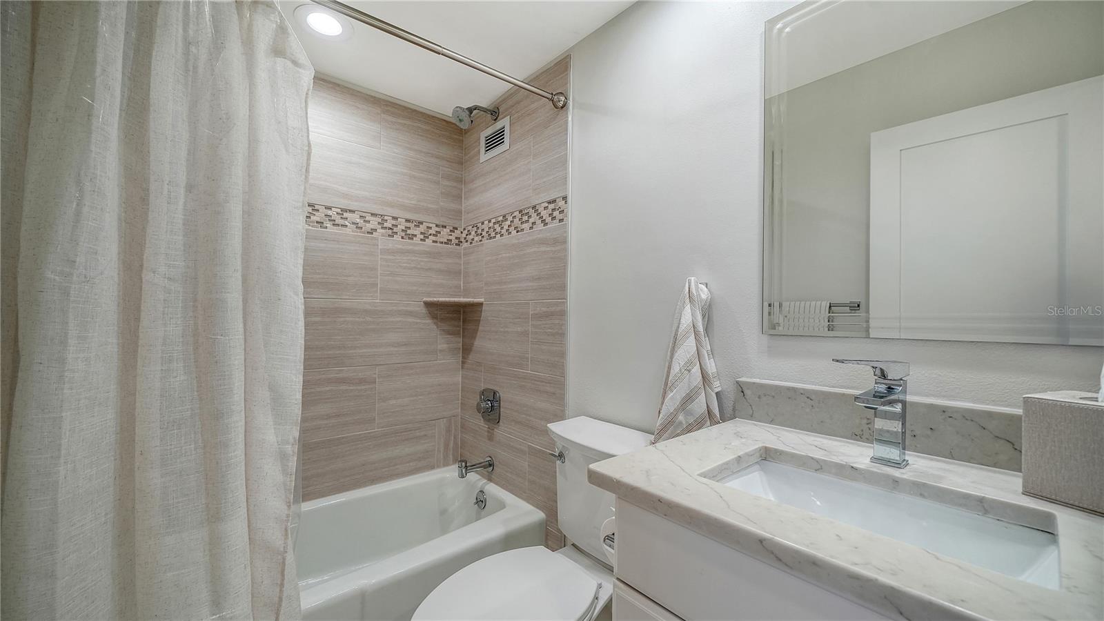 1000 LONGBOAT CLUB RD #403