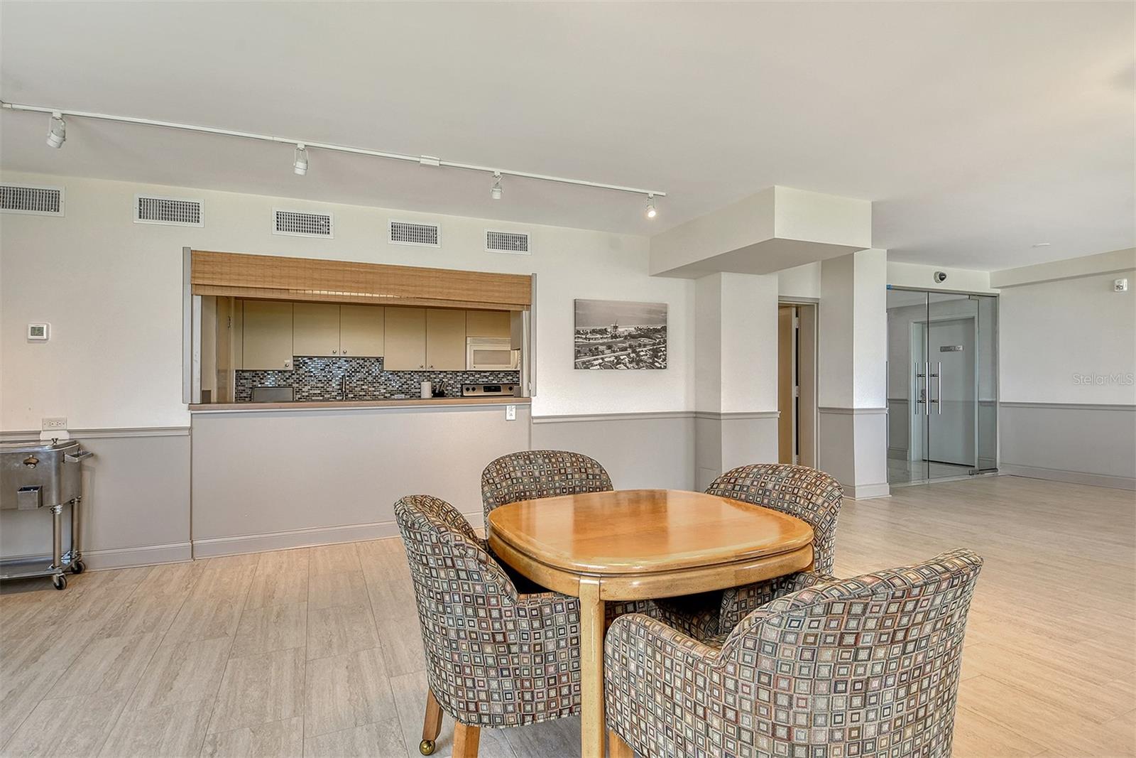 1000 LONGBOAT CLUB RD #403