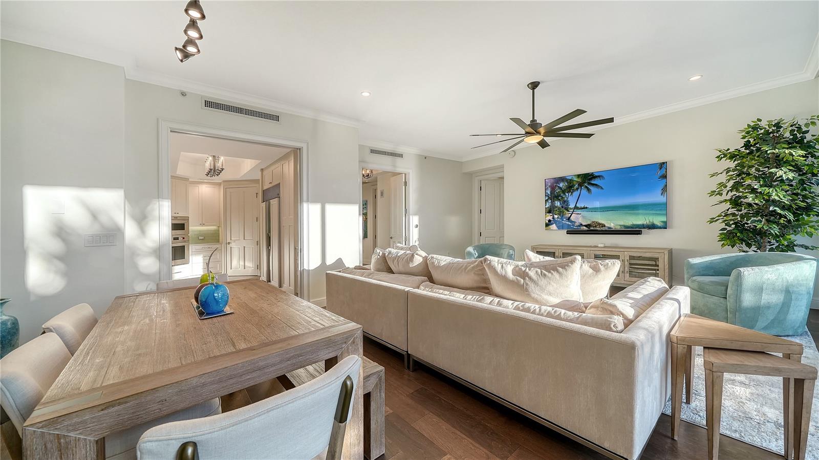 1300 BENJAMIN FRANKLIN DR #303