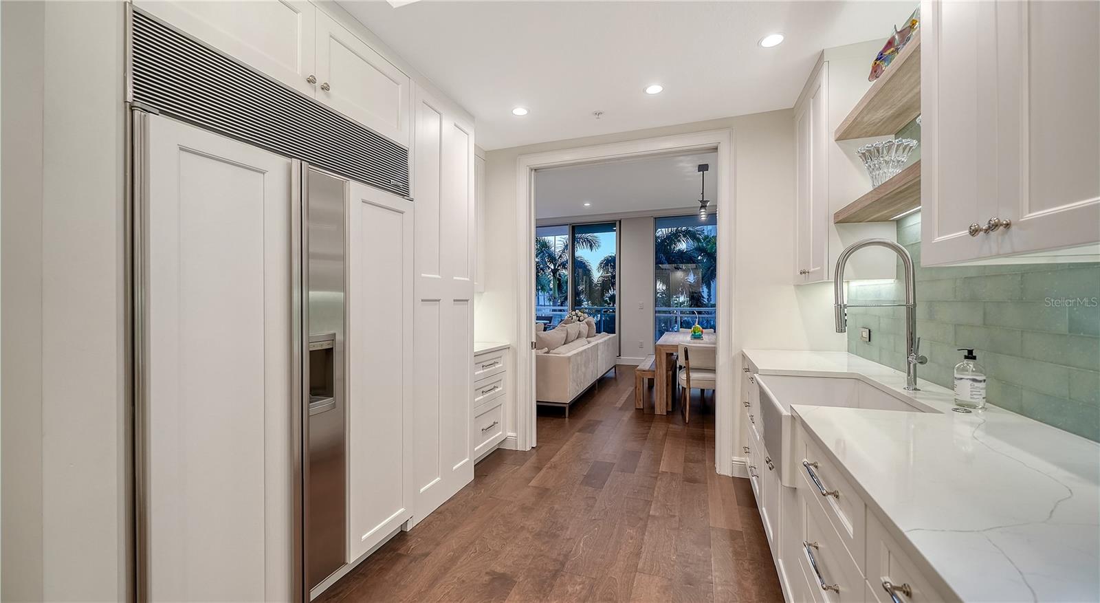 1300 BENJAMIN FRANKLIN DR #303