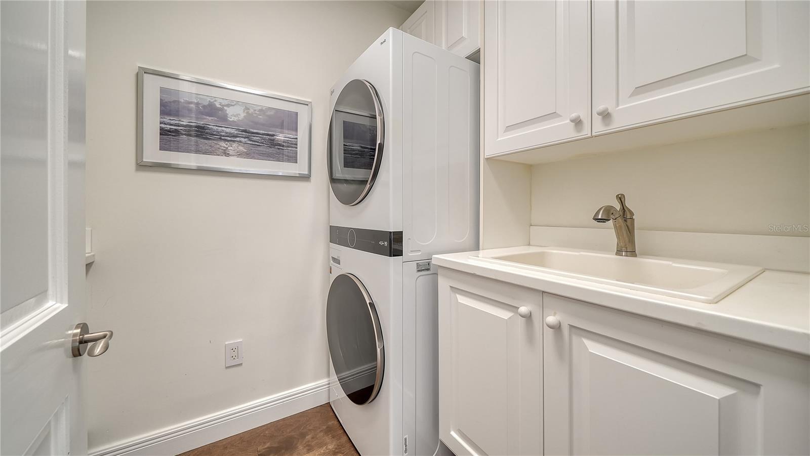 1300 BENJAMIN FRANKLIN DR #303