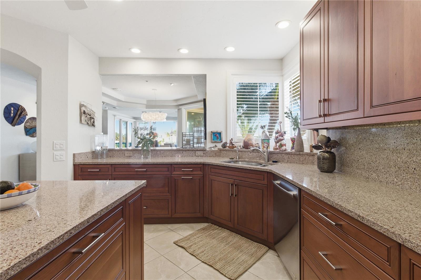 350 GULF OF MEXICO DR #219