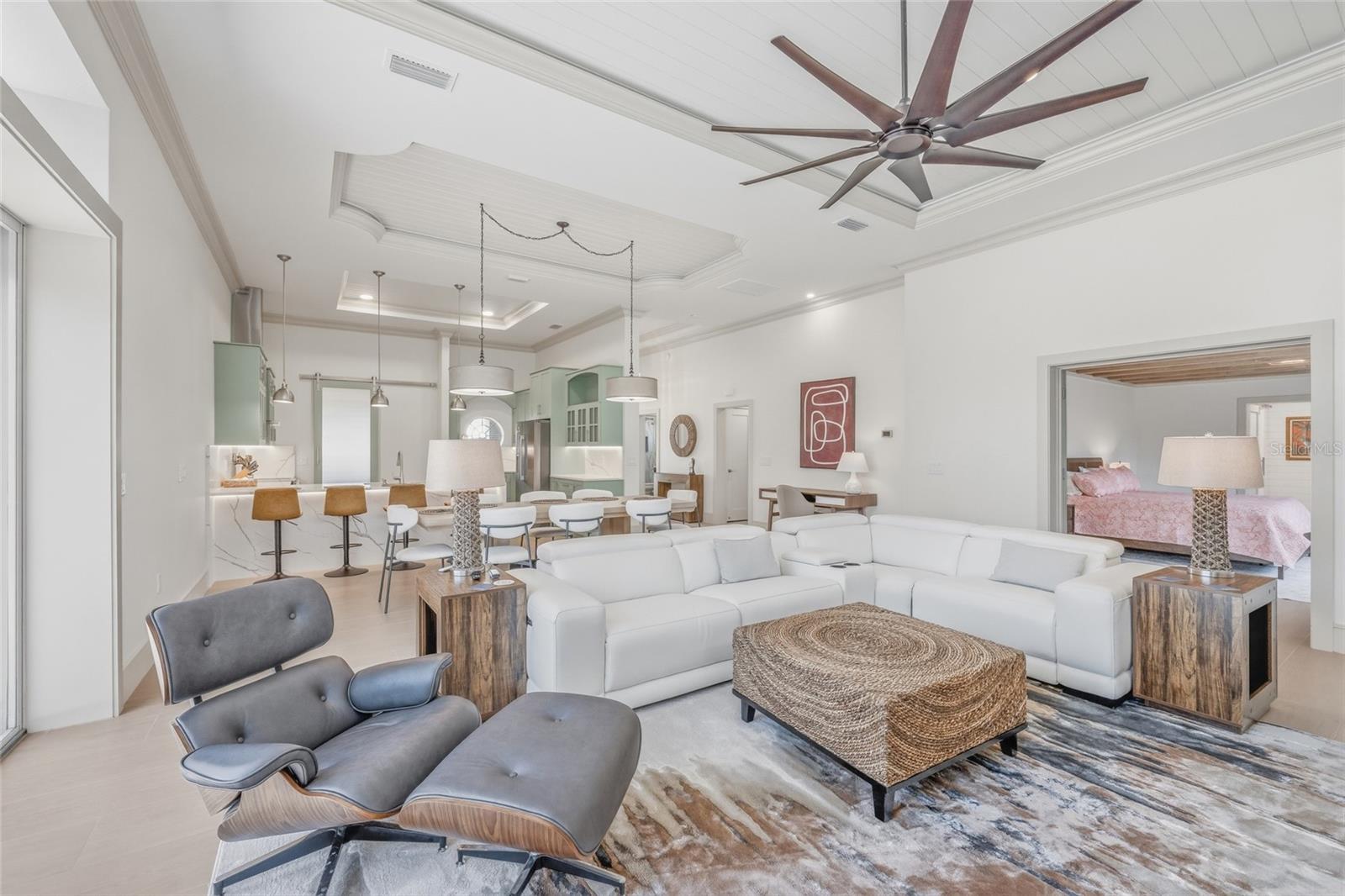 408 JACKSON DR