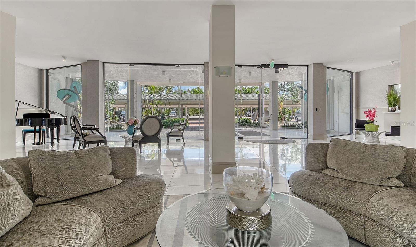 1000 LONGBOAT CLUB RD #304