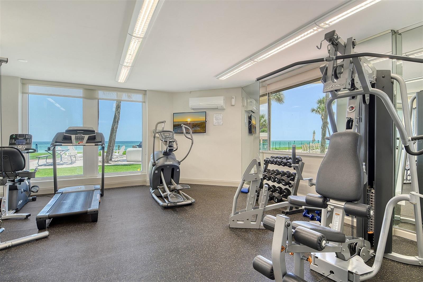1000 LONGBOAT CLUB RD #304