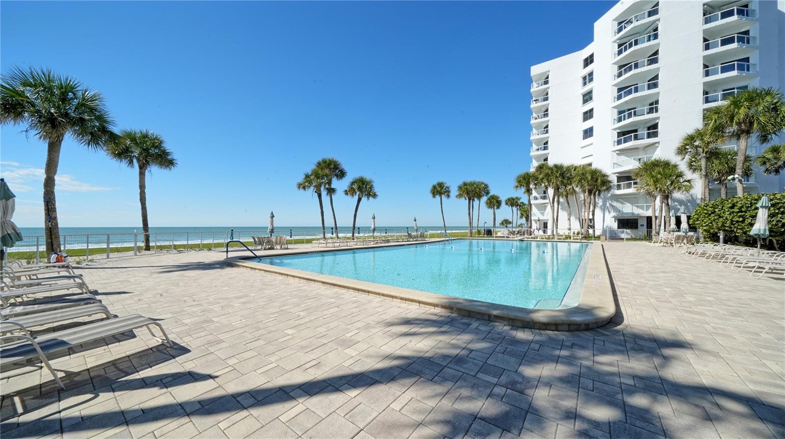 1000 LONGBOAT CLUB RD #304